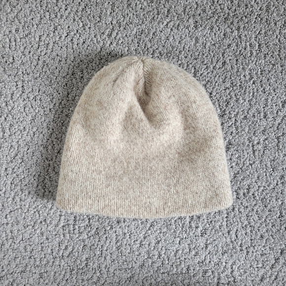 Vintage Oatmeal Wool Blend Winter Beanie OS - Picture 3 of 6